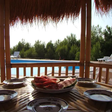 Alloggio per agriturismo Acqua Di Friso Cropani